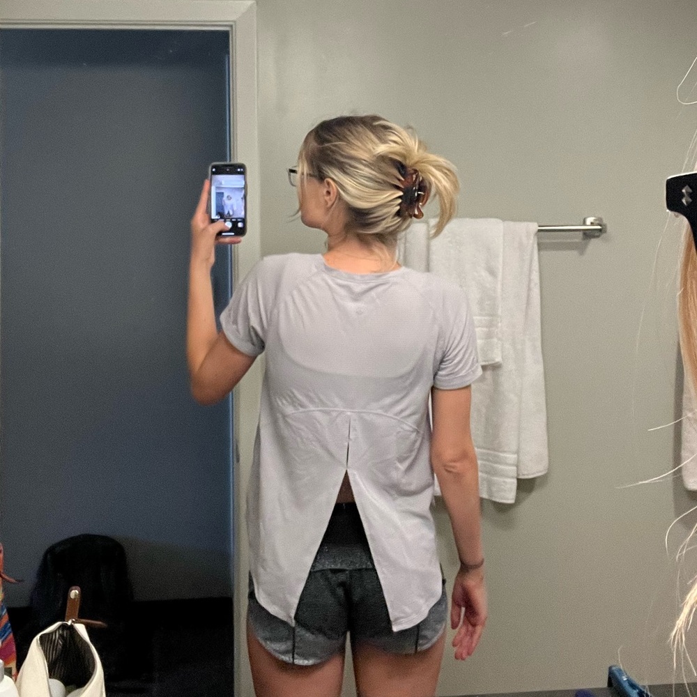 Lululemon Open Up Tie Back Tee - Lavender - Picture 3 of 5